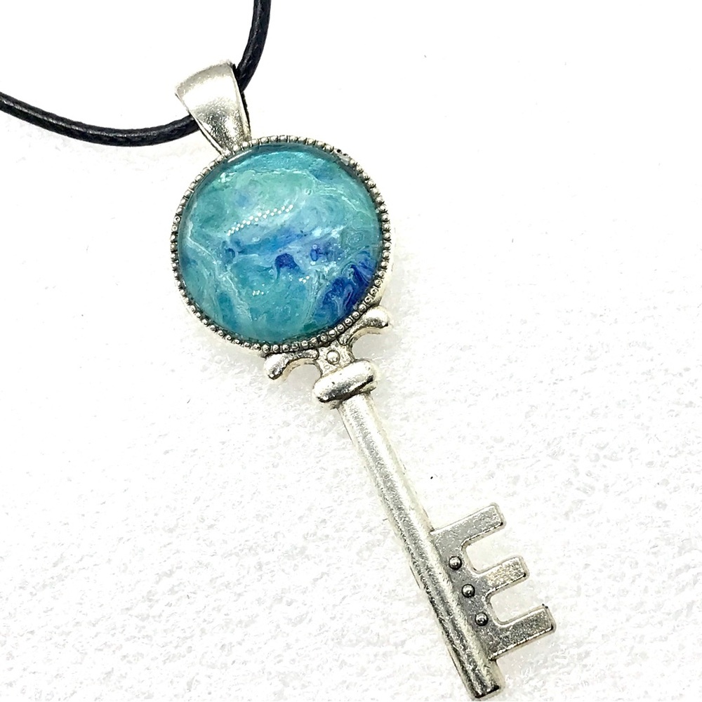 Necklace Handmade dome key Pendant NSN